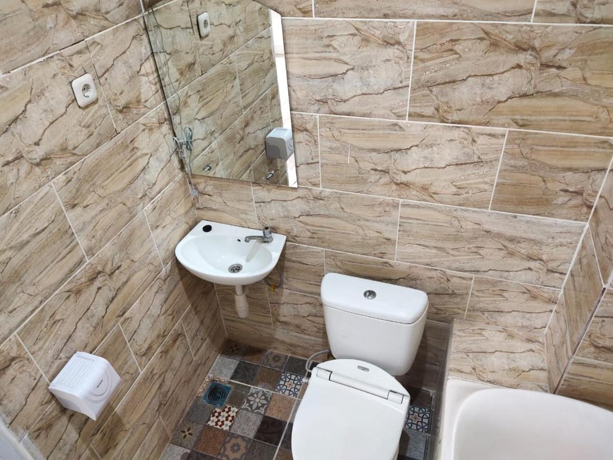 Fuji Residence Jakarta Bagian luar foto