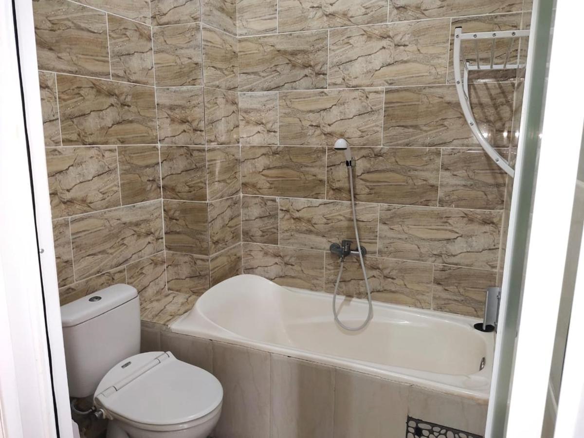 Fuji Residence Jakarta Bagian luar foto